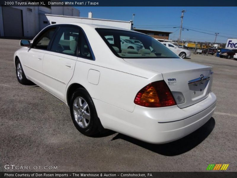 Diamond White Pearl / Taupe 2000 Toyota Avalon XL