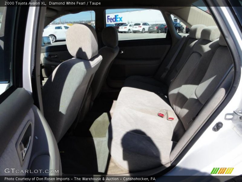 Diamond White Pearl / Taupe 2000 Toyota Avalon XL