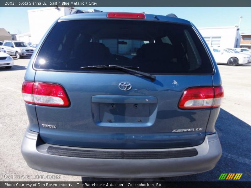Sailfin Blue Metallic / Gray 2002 Toyota Sienna LE