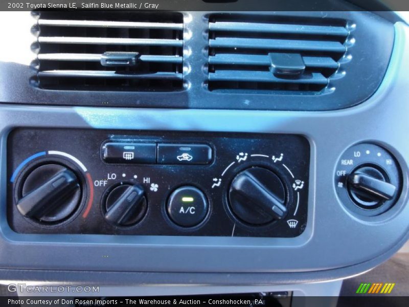 Sailfin Blue Metallic / Gray 2002 Toyota Sienna LE