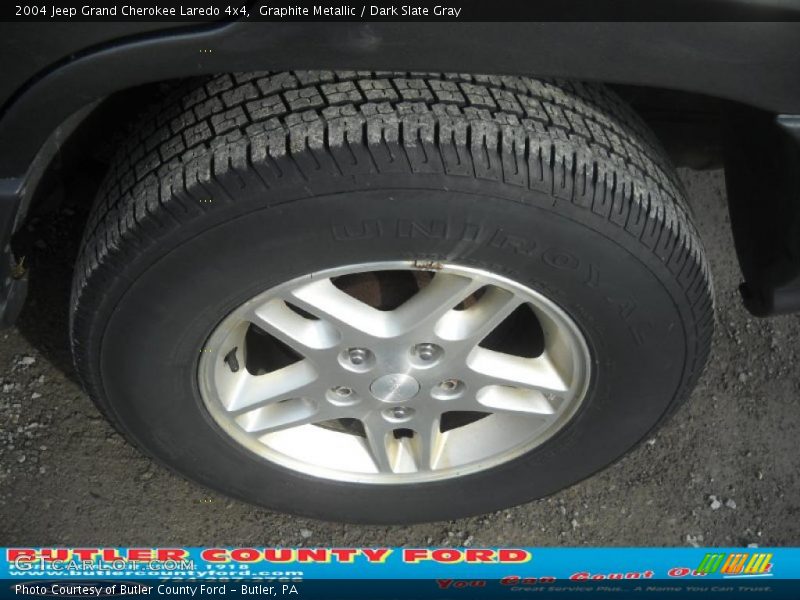 Graphite Metallic / Dark Slate Gray 2004 Jeep Grand Cherokee Laredo 4x4
