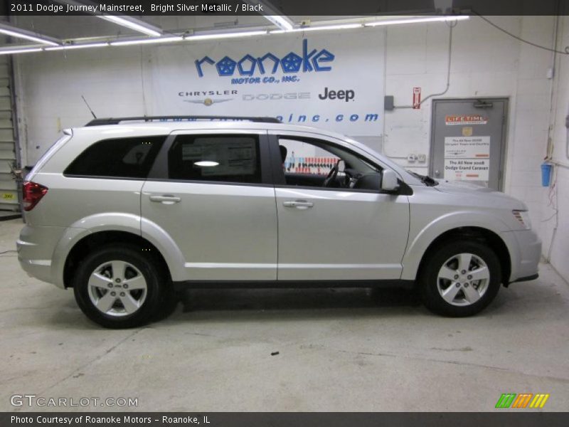 Bright Silver Metallic / Black 2011 Dodge Journey Mainstreet