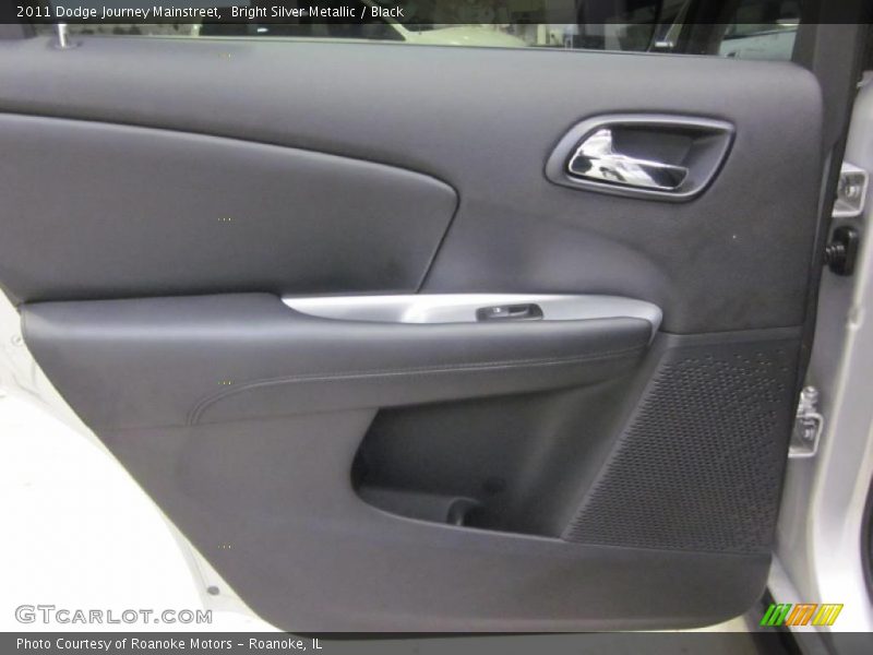 Bright Silver Metallic / Black 2011 Dodge Journey Mainstreet