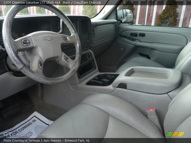  2006 Suburban LTZ 1500 4x4 Gray/Dark Charcoal Interior