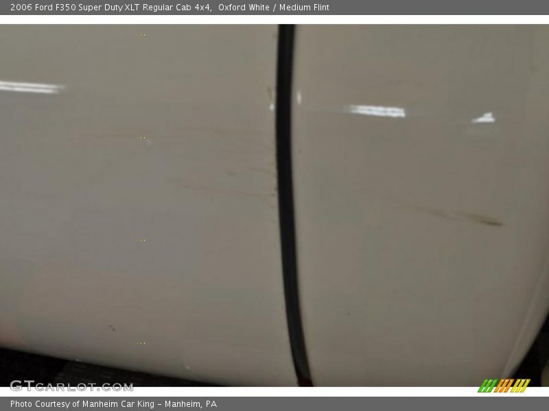 Oxford White / Medium Flint 2006 Ford F350 Super Duty XLT Regular Cab 4x4