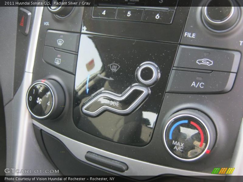 Radiant Silver / Gray 2011 Hyundai Sonata GLS