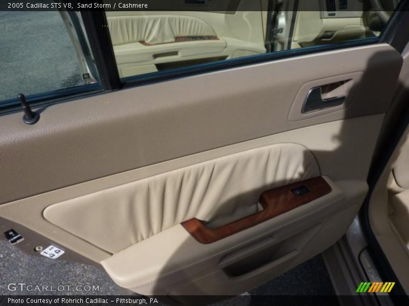 Sand Storm / Cashmere 2005 Cadillac STS V8