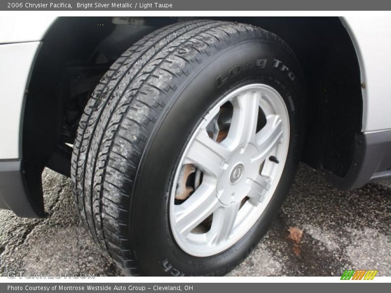 Bright Silver Metallic / Light Taupe 2006 Chrysler Pacifica