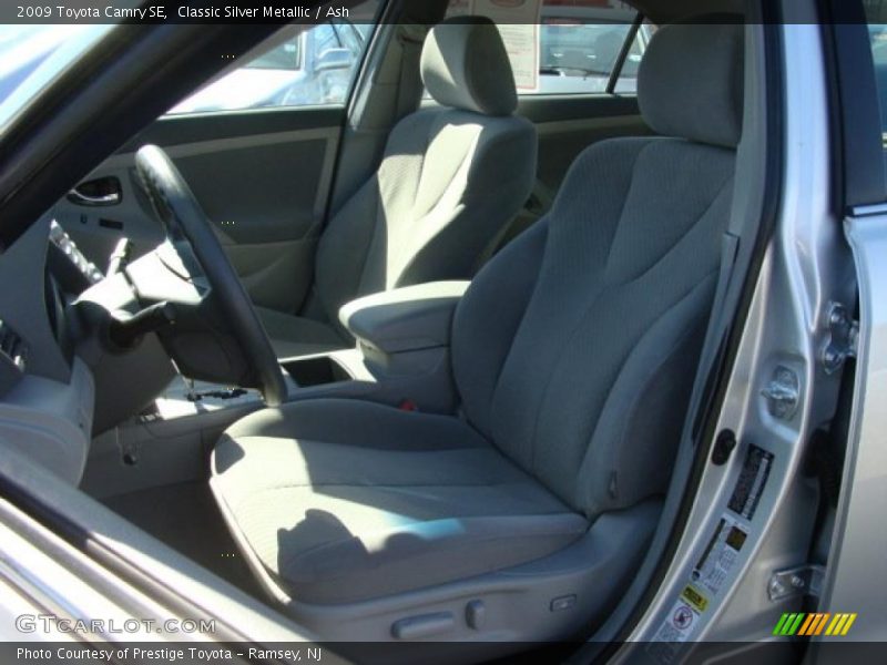 Classic Silver Metallic / Ash 2009 Toyota Camry SE