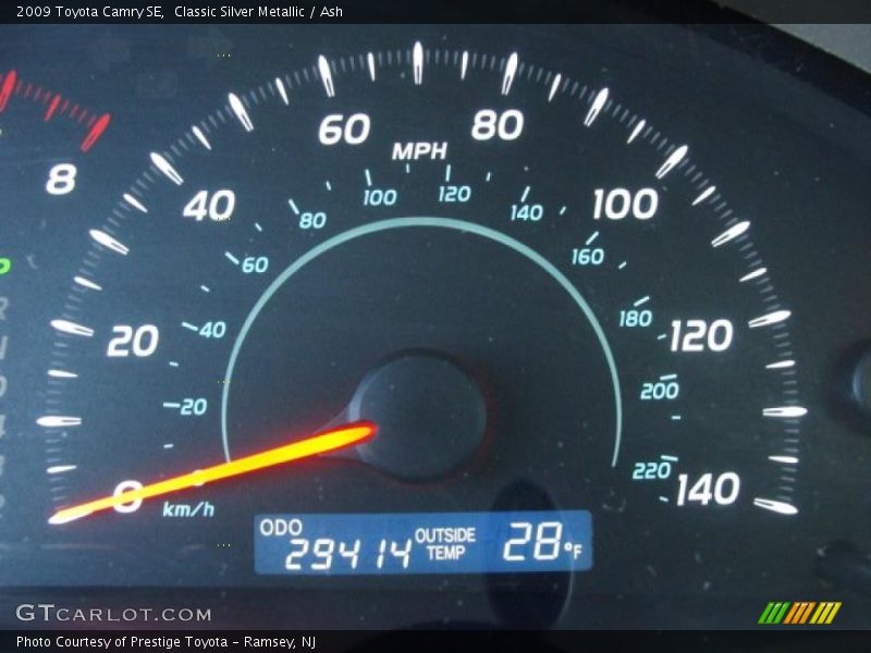 Classic Silver Metallic / Ash 2009 Toyota Camry SE