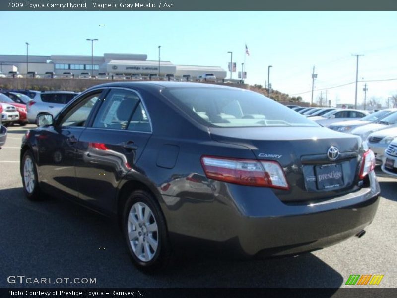 Magnetic Gray Metallic / Ash 2009 Toyota Camry Hybrid