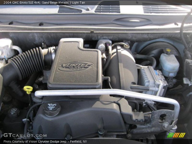 Sand Beige Metallic / Light Tan 2004 GMC Envoy SLE 4x4