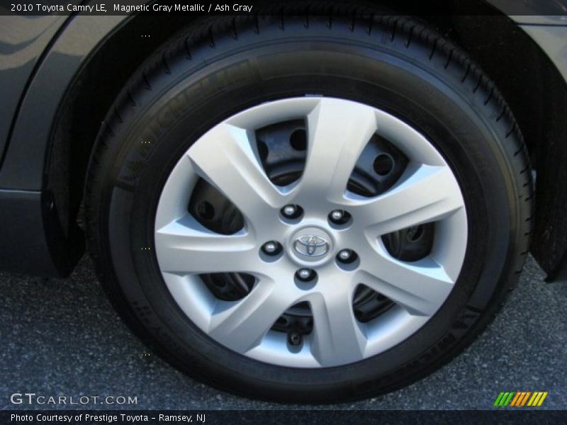 Magnetic Gray Metallic / Ash Gray 2010 Toyota Camry LE