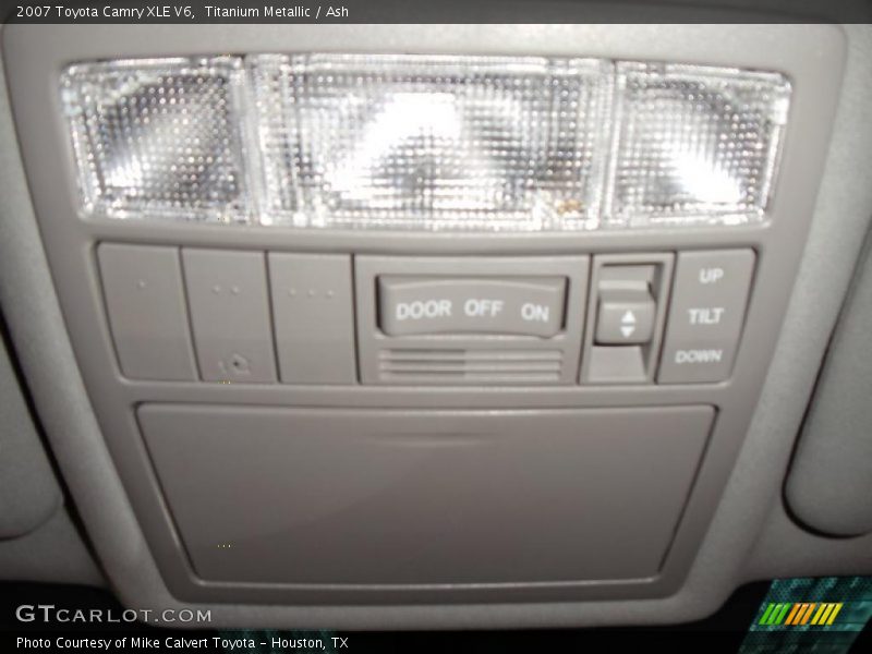 Titanium Metallic / Ash 2007 Toyota Camry XLE V6