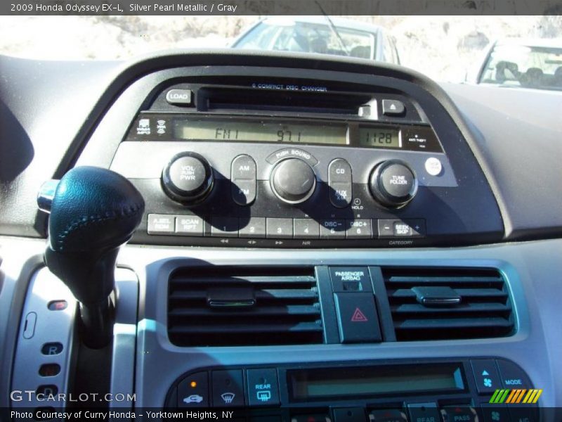 Silver Pearl Metallic / Gray 2009 Honda Odyssey EX-L