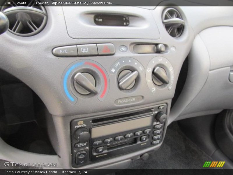 Controls of 2000 ECHO Sedan