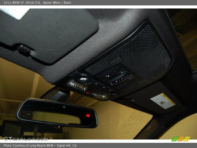 Alpine White / Black 2011 BMW X5 xDrive 50i