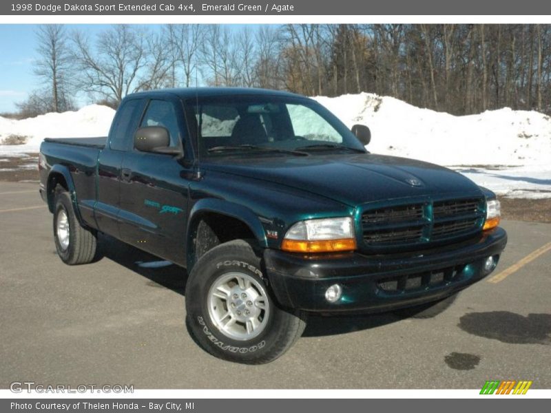 Front 3/4 View of 1998 Dakota Sport Extended Cab 4x4