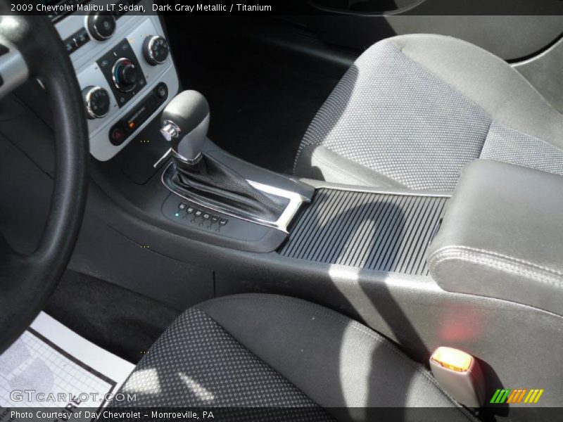 Dark Gray Metallic / Titanium 2009 Chevrolet Malibu LT Sedan