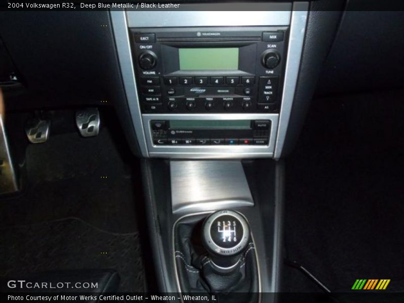  2004 R32  6 Speed Manual Shifter