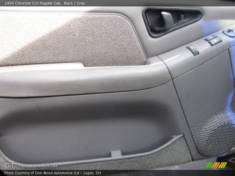 Black / Gray 1994 Chevrolet S10 Regular Cab