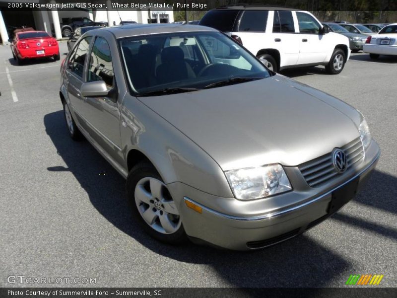 Wheat Beige Metallic / Pure Beige 2005 Volkswagen Jetta GLS Sedan