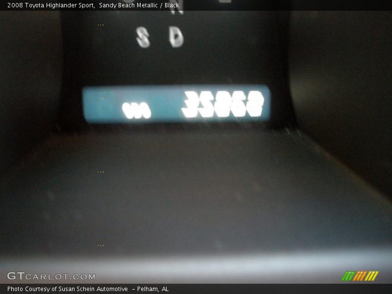 Sandy Beach Metallic / Black 2008 Toyota Highlander Sport