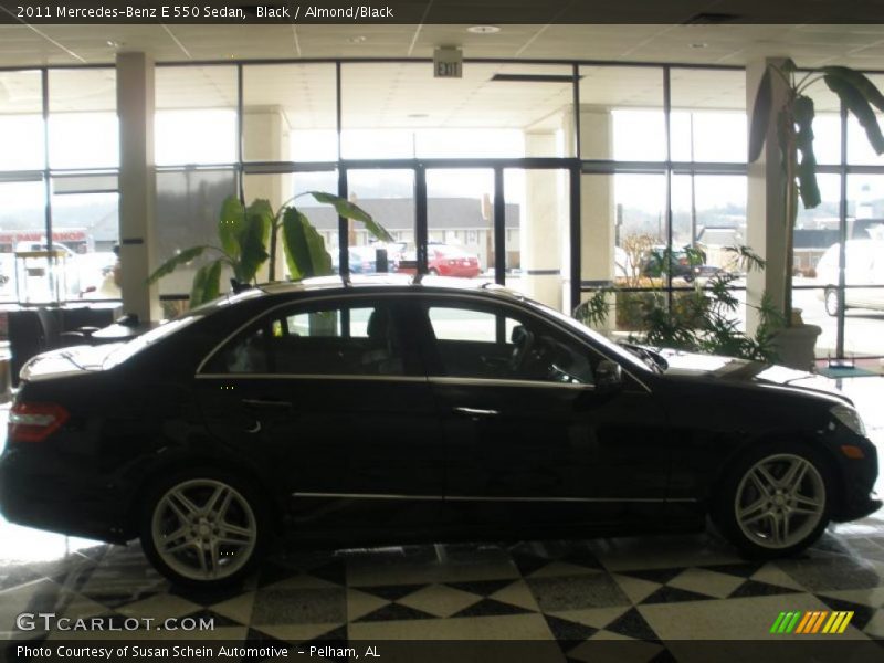 Black / Almond/Black 2011 Mercedes-Benz E 550 Sedan