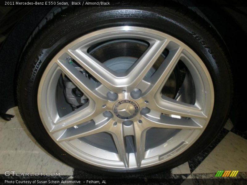Black / Almond/Black 2011 Mercedes-Benz E 550 Sedan