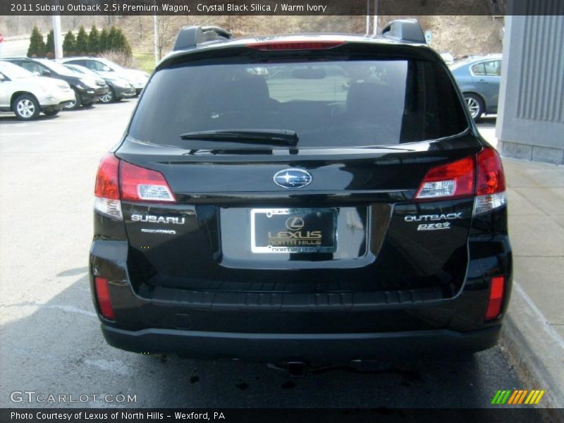 Crystal Black Silica / Warm Ivory 2011 Subaru Outback 2.5i Premium Wagon