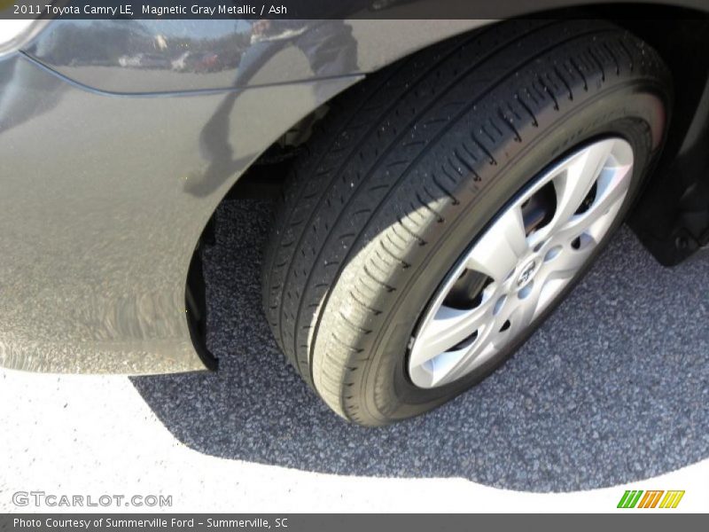 Magnetic Gray Metallic / Ash 2011 Toyota Camry LE