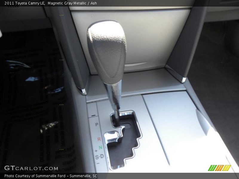 Magnetic Gray Metallic / Ash 2011 Toyota Camry LE