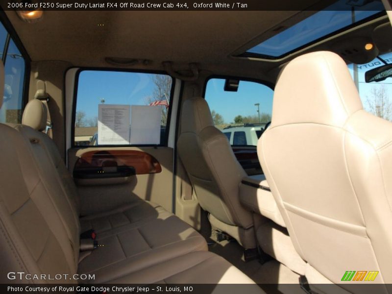 Oxford White / Tan 2006 Ford F250 Super Duty Lariat FX4 Off Road Crew Cab 4x4