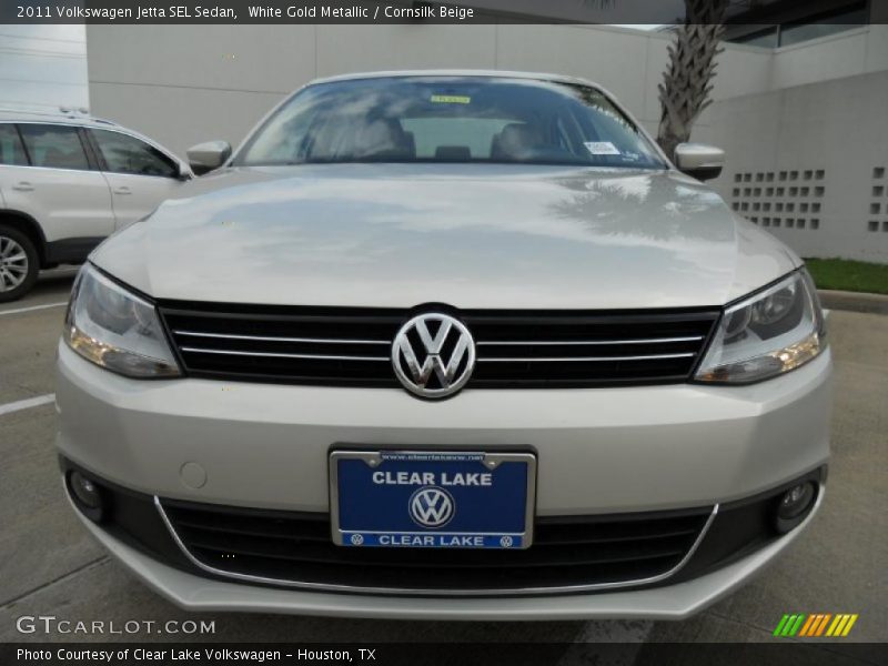 White Gold Metallic / Cornsilk Beige 2011 Volkswagen Jetta SEL Sedan