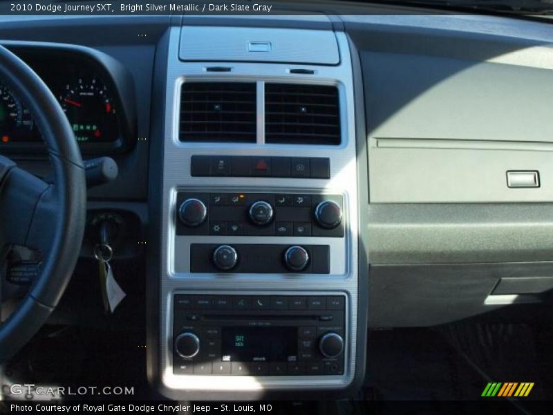 Bright Silver Metallic / Dark Slate Gray 2010 Dodge Journey SXT