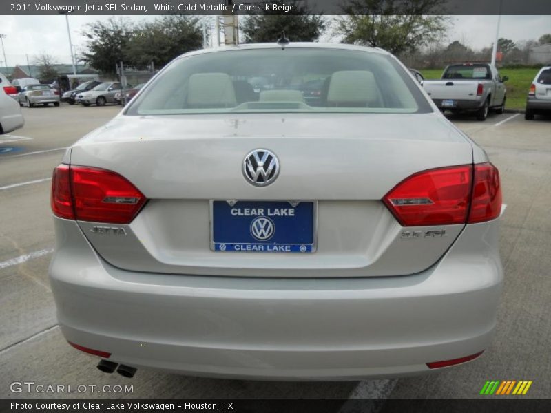 White Gold Metallic / Cornsilk Beige 2011 Volkswagen Jetta SEL Sedan