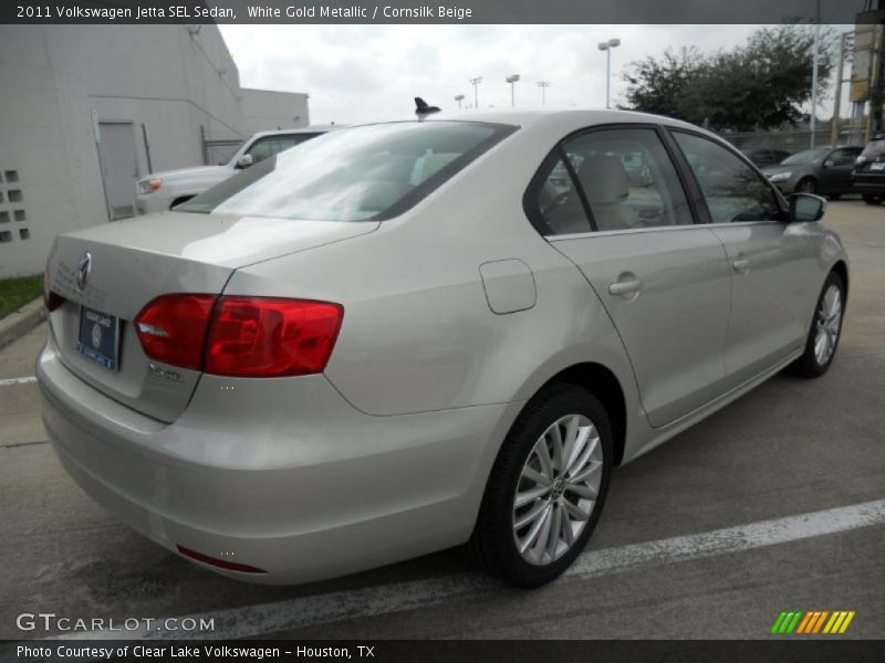 White Gold Metallic / Cornsilk Beige 2011 Volkswagen Jetta SEL Sedan