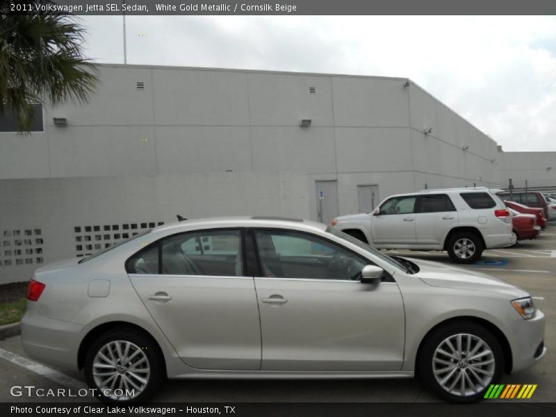 White Gold Metallic / Cornsilk Beige 2011 Volkswagen Jetta SEL Sedan