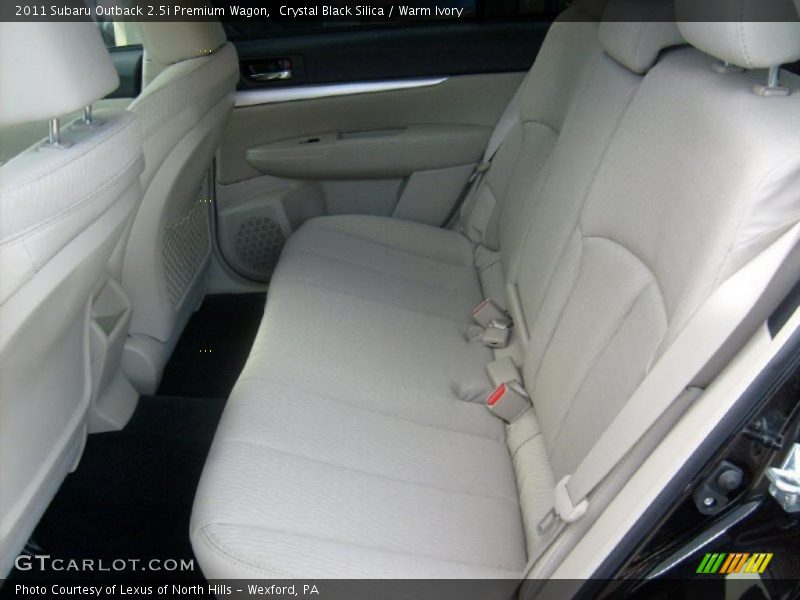  2011 Outback 2.5i Premium Wagon Warm Ivory Interior
