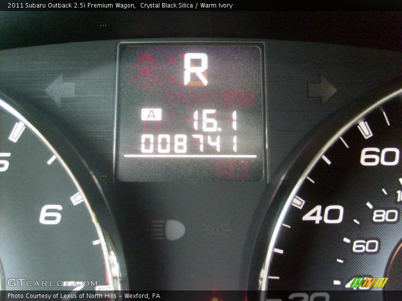 Crystal Black Silica / Warm Ivory 2011 Subaru Outback 2.5i Premium Wagon