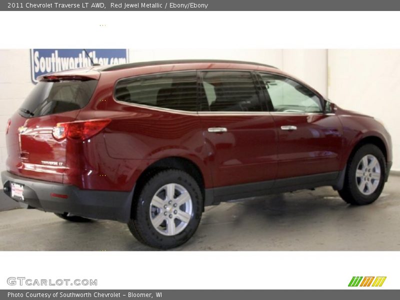 Red Jewel Metallic / Ebony/Ebony 2011 Chevrolet Traverse LT AWD