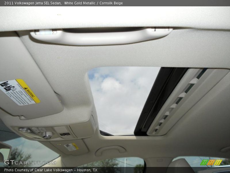 White Gold Metallic / Cornsilk Beige 2011 Volkswagen Jetta SEL Sedan