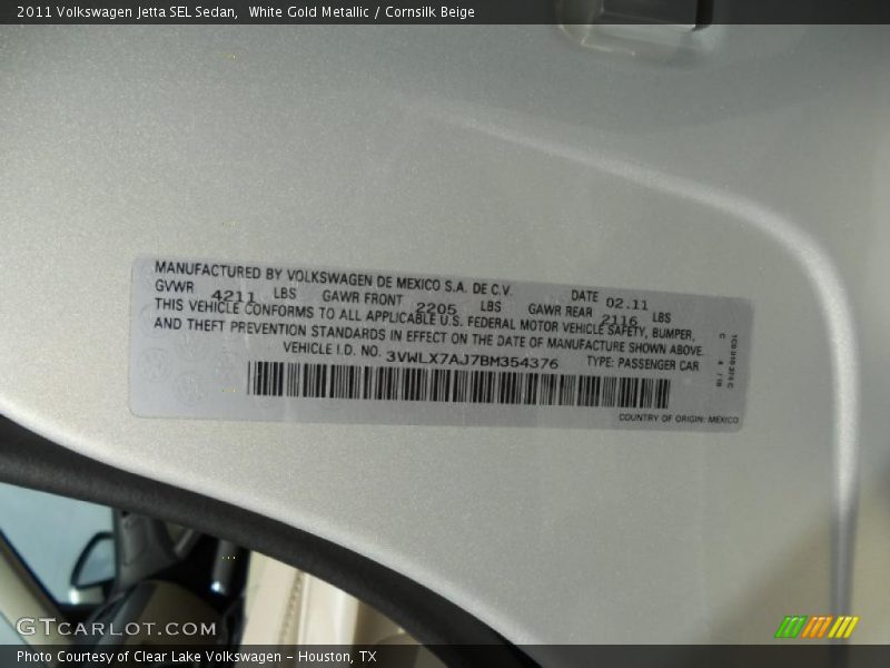 White Gold Metallic / Cornsilk Beige 2011 Volkswagen Jetta SEL Sedan