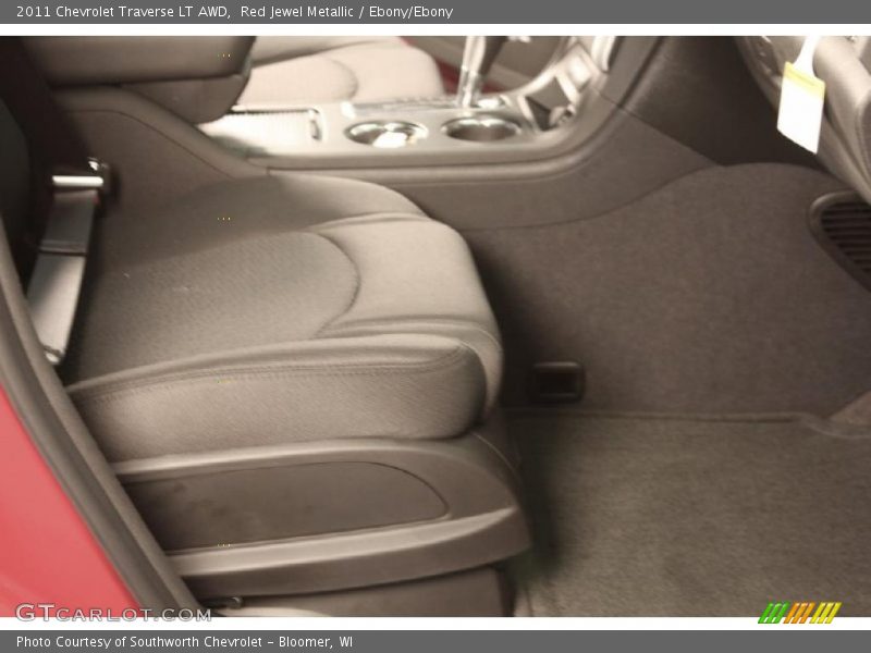 Red Jewel Metallic / Ebony/Ebony 2011 Chevrolet Traverse LT AWD