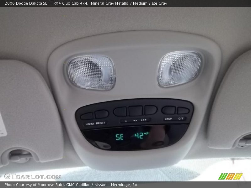 Controls of 2006 Dakota SLT TRX4 Club Cab 4x4