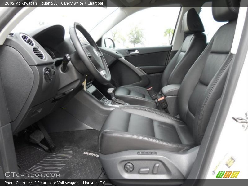 Candy White / Charcoal 2009 Volkswagen Tiguan SEL