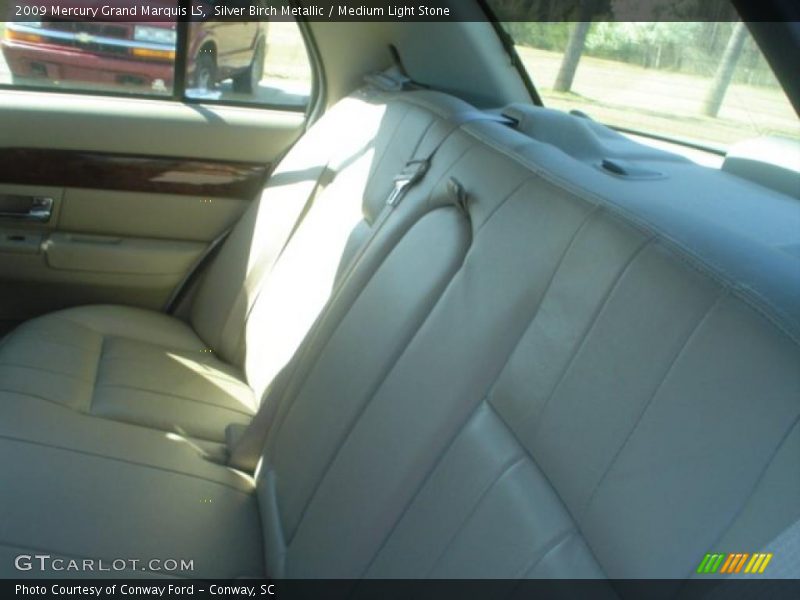 Silver Birch Metallic / Medium Light Stone 2009 Mercury Grand Marquis LS