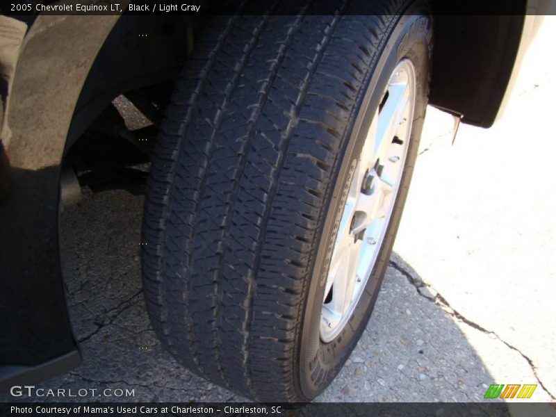 Black / Light Gray 2005 Chevrolet Equinox LT