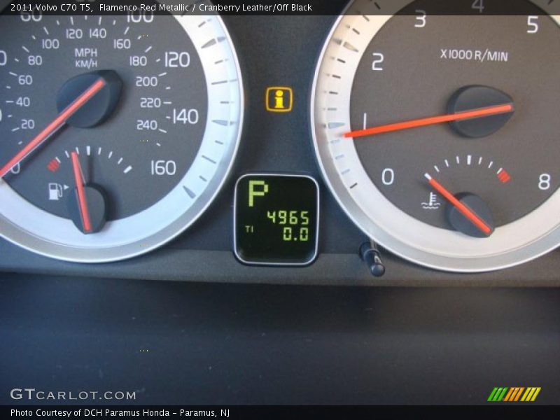 Flamenco Red Metallic / Cranberry Leather/Off Black 2011 Volvo C70 T5