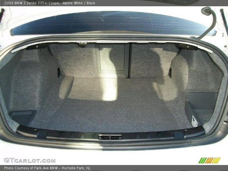  2009 3 Series 335xi Coupe Trunk